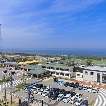 Uchinadamachi Cycling Terminal Hotel Exterior foto