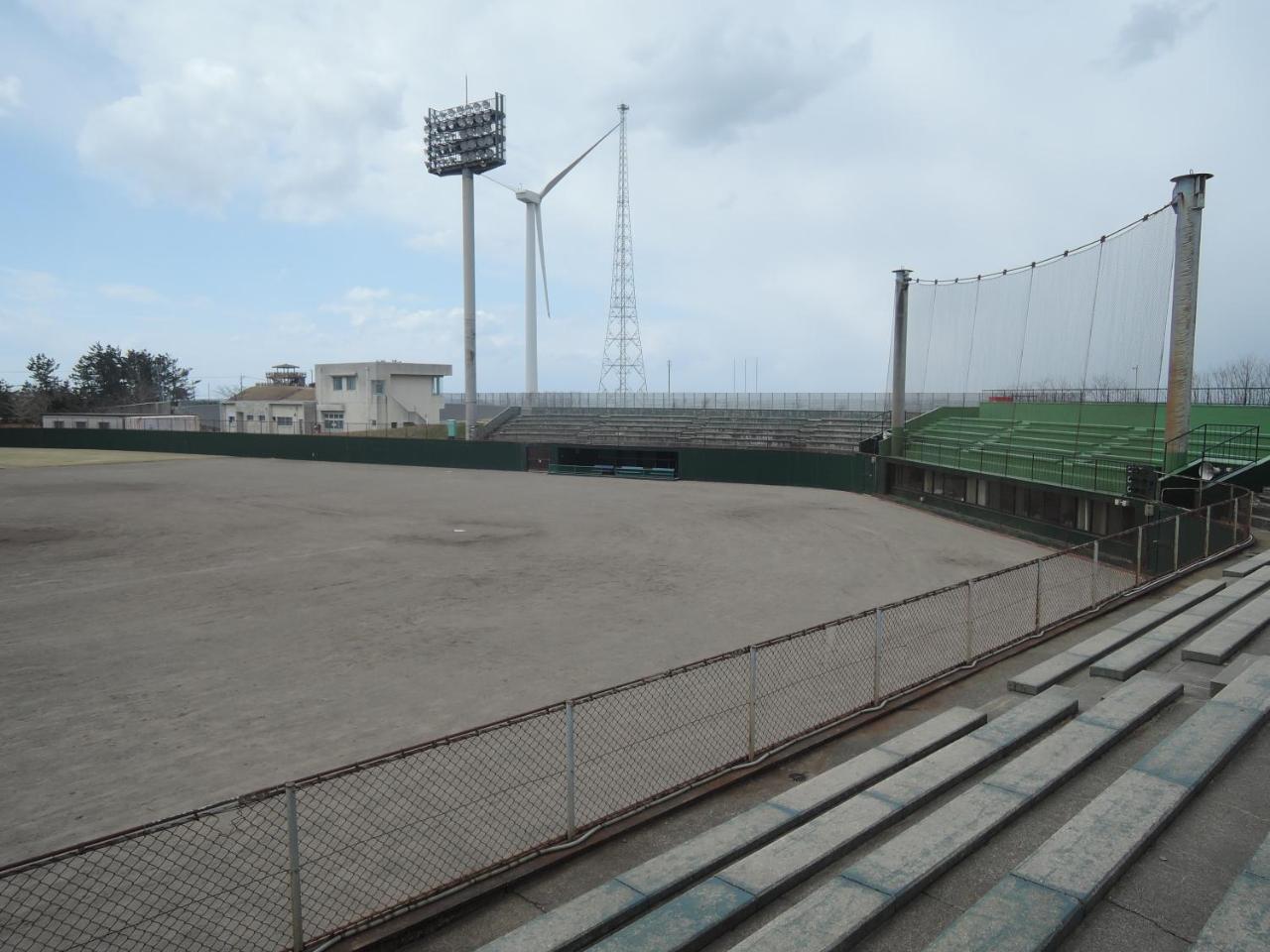 Uchinadamachi Cycling Terminal Hotel Exterior foto